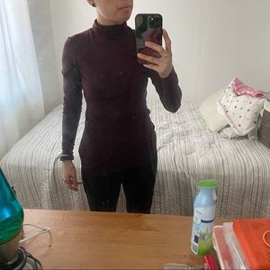 Vince long sleeve turtleneck Small